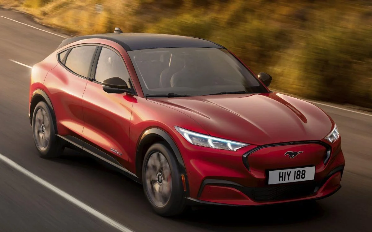 Used Ford MUSTANG MACH-E - Sell your Ford car in Switzerland | CompriamoAuto.ch